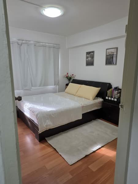 34 Marine Crescent, 34 Marine Crescent, 3 Bedrooms, 882 sqft, HDB Flat For Sale, by Sebastian Wong, 500192453 - Bedroom - PropertyGuru.com.sg