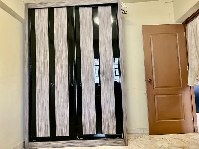 321 Hougang Avenue 5, 321 Hougang Avenue 5, 2 Bedrooms, 721 sqft, HDB Flat For Sale, by Marcial Lim, 500192454 - Interior - PropertyGuru.com.sg