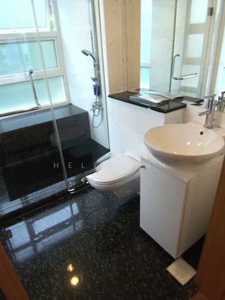 Taipan Grand, 501 Marine Parade Road, 3 Bedrooms, 1,227 sqft, Condominium For Rent, by Helen Tan, 500192465 - Bathroom - PropertyGuru.com.sg