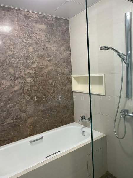City Square Residences, 4 Kitchener Link, 3 Bedrooms, 1,206 sqft, Condominium For Rent, by Jolene Zhong, 500192473 - Bathroom - PropertyGuru.com.sg