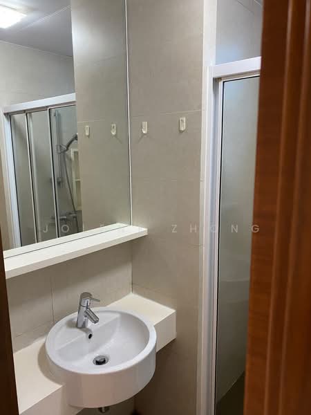 City Square Residences, 4 Kitchener Link, 3 Bedrooms, 1,206 sqft, Condominium For Rent, by Jolene Zhong, 500192473 - Bathroom - PropertyGuru.com.sg