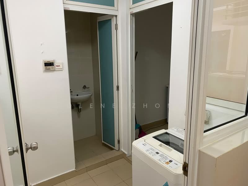 City Square Residences, 4 Kitchener Link, 3 Bedrooms, 1,206 sqft, Condominium For Rent, by Jolene Zhong, 500192473 - Bathroom - PropertyGuru.com.sg