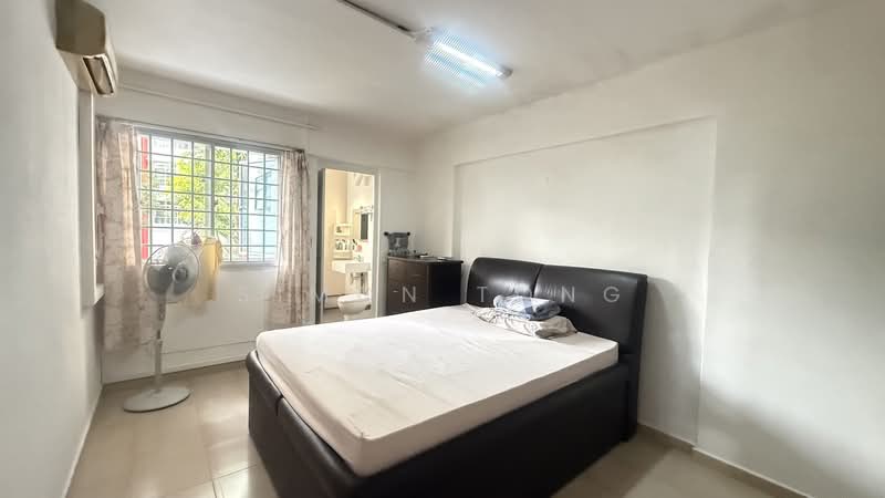 53 Teban Gardens Road, 53 Teban Gardens Road, 3 Bedrooms, 893 sqft, HDB Flat For Sale, by Simon Tong, 500192474 - Bedroom - PropertyGuru.com.sg