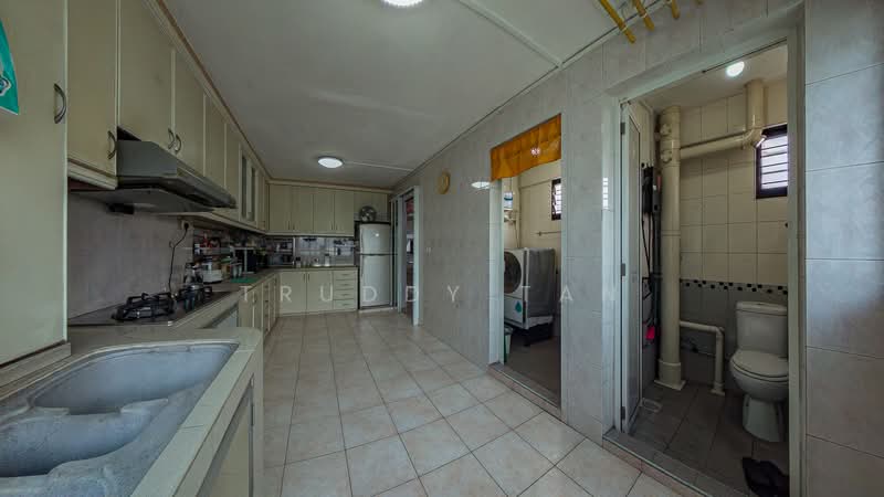 110 Aljunied Crescent, 110 Aljunied Crescent, 3 Bedrooms, 1,302 sqft, HDB Flat For Sale, by Truddy Tan, 500192485 - Kitchen - PropertyGuru.com.sg