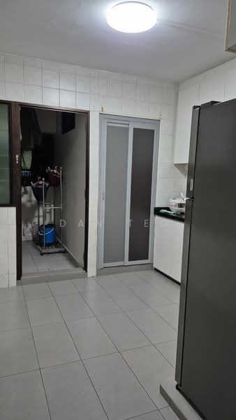 447 Choa Chu Kang Avenue 4, 447 Choa Chu Kang Avenue 4, Room Rental, 150 sqft, HDB Flat For Rent, by Dan Teo, 500192492 - Kitchen - PropertyGuru.com.sg
