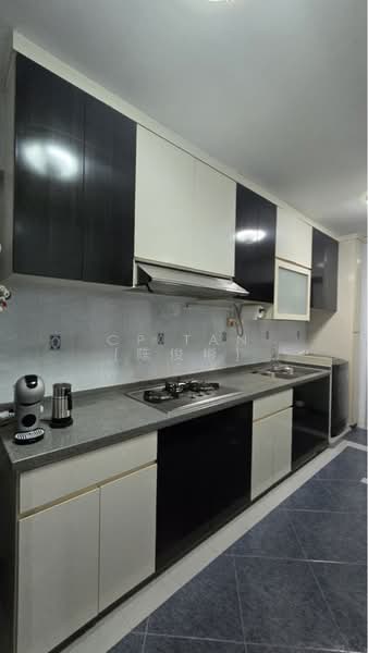 501B Wellington Circle, 501B Wellington Circle, 3 Bedrooms, 1,184 sqft, HDB Flat For Sale, by CP Tan (陈俊彬), 500192497 - Kitchen - PropertyGuru.com.sg
