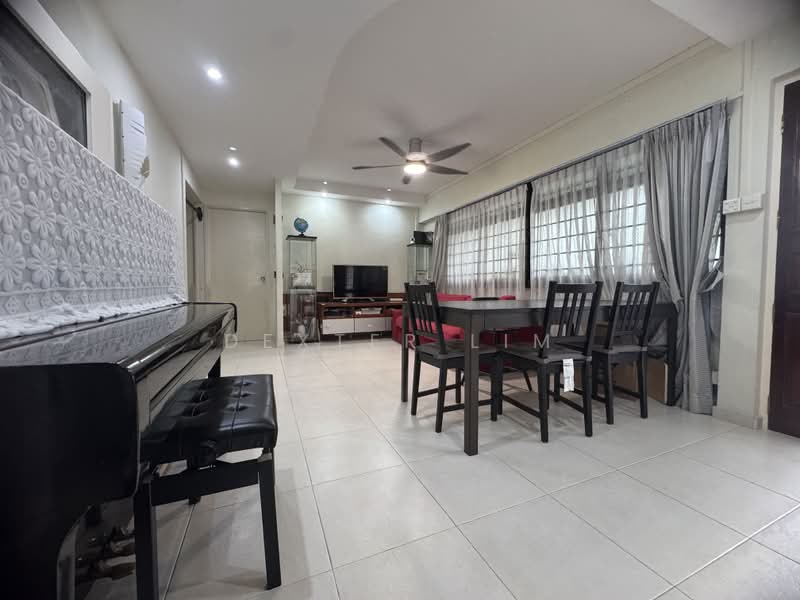 476 Sembawang Drive, 476 Sembawang Drive, 3 Bedrooms, 968 sqft, HDB Flat For Sale, by Dexter Lim, 500192500 - Living Room - PropertyGuru.com.sg