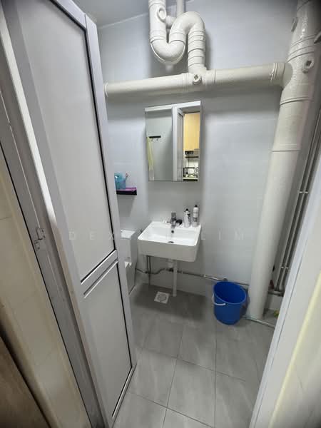 476 Sembawang Drive, 476 Sembawang Drive, 3 Bedrooms, 968 sqft, HDB Flat For Sale, by Dexter Lim, 500192500 - Bathroom - PropertyGuru.com.sg