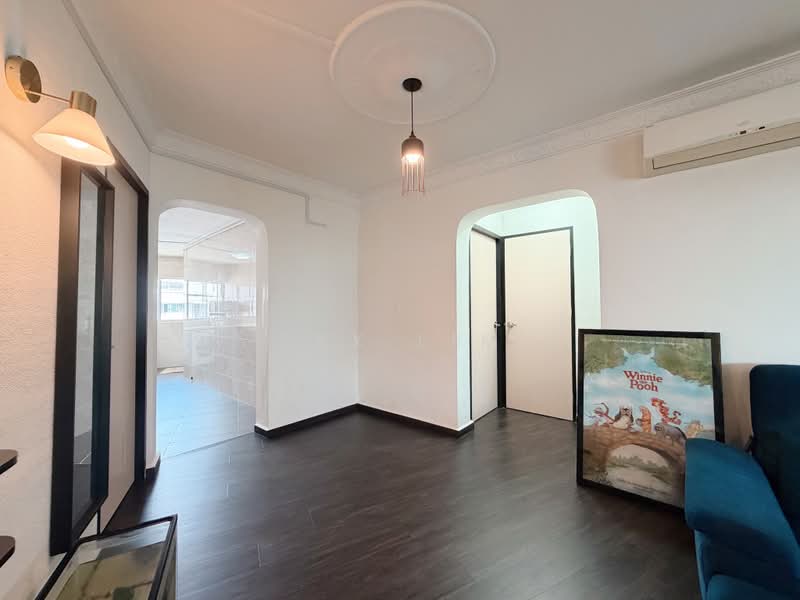 633 Ang Mo Kio Avenue 6, 633 Ang Mo Kio Avenue 6, 3 Bedrooms, 980 sqft, HDB Flat For Sale, by Jax Lim, 500192510 - Living Room - PropertyGuru.com.sg
