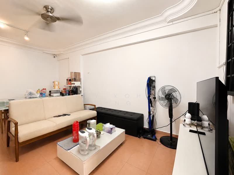 70 Circuit Road, 70 Circuit Road, Room Rental, 200 sqft, HDB Flat For Rent, by Hayley Koh Wan Ting, 500192511 - Living Room - PropertyGuru.com.sg