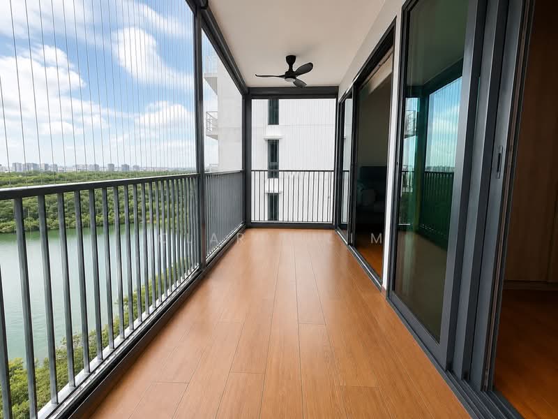 Kingsford Waterbay, 84 Upper Serangoon View, 3 Bedrooms, 958 sqft, Condominium For Sale, by Clarie Lim, 500192513 - Balcony - PropertyGuru.com.sg