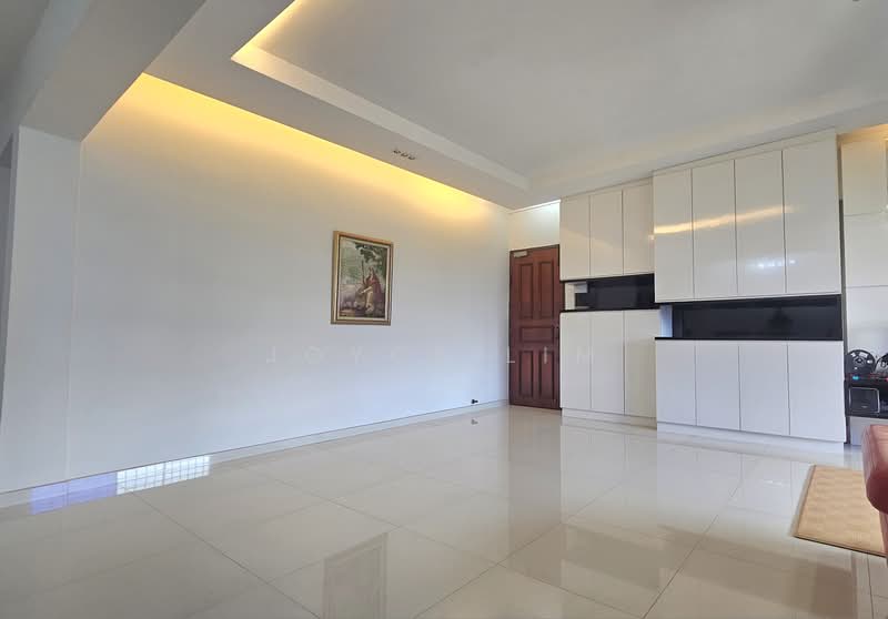 552 Jurong West Street 42, 552 Jurong West Street 42, 3 Bedrooms, 1,442 sqft, HDB Flat For Sale, by Joyce Lim, 500192519 - Living Room - PropertyGuru.com.sg