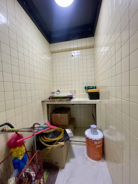 948 Jurong West Street 91, 948 Jurong West Street 91, 3 Bedrooms, 1,130 sqft, HDB Flat For Sale, by Ashcvin Mani, 500192535 - Storeroom - PropertyGuru.com.sg