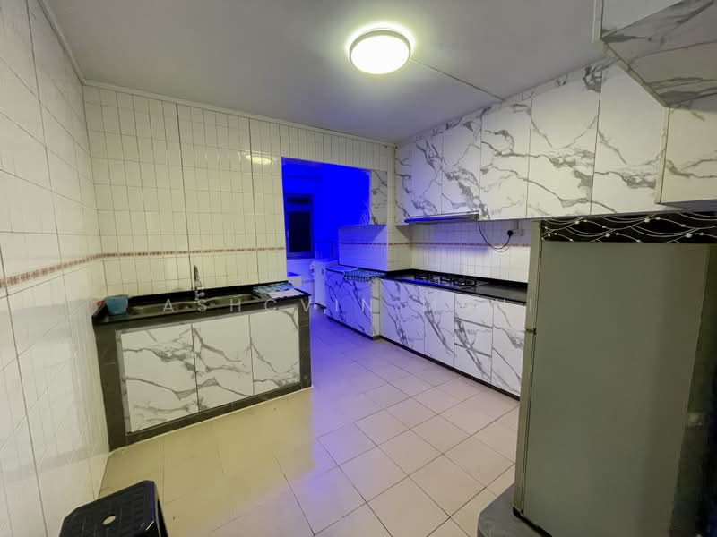 948 Jurong West Street 91, 948 Jurong West Street 91, 3 Bedrooms, 1,130 sqft, HDB Flat For Sale, by Ashcvin Mani, 500192535 - Kitchen - PropertyGuru.com.sg