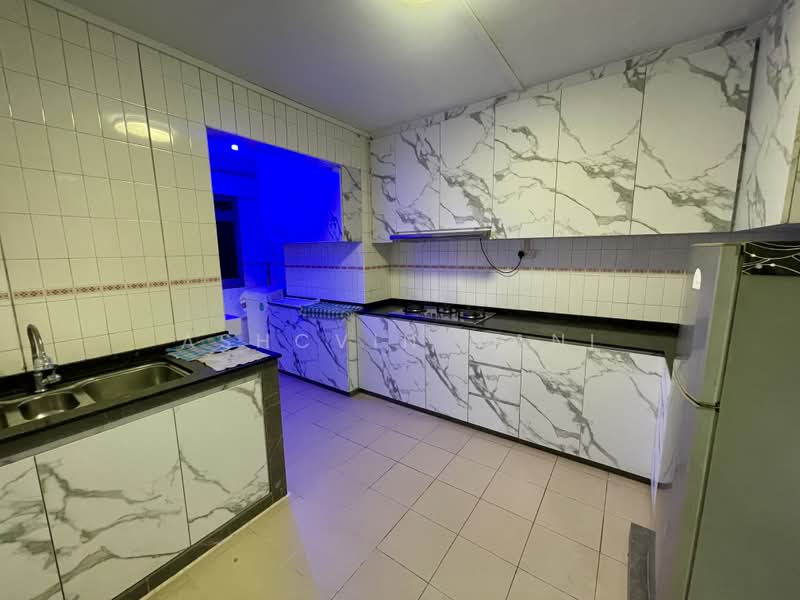 948 Jurong West Street 91, 948 Jurong West Street 91, 3 Bedrooms, 1,130 sqft, HDB Flat For Sale, by Ashcvin Mani, 500192535 - Kitchen - PropertyGuru.com.sg