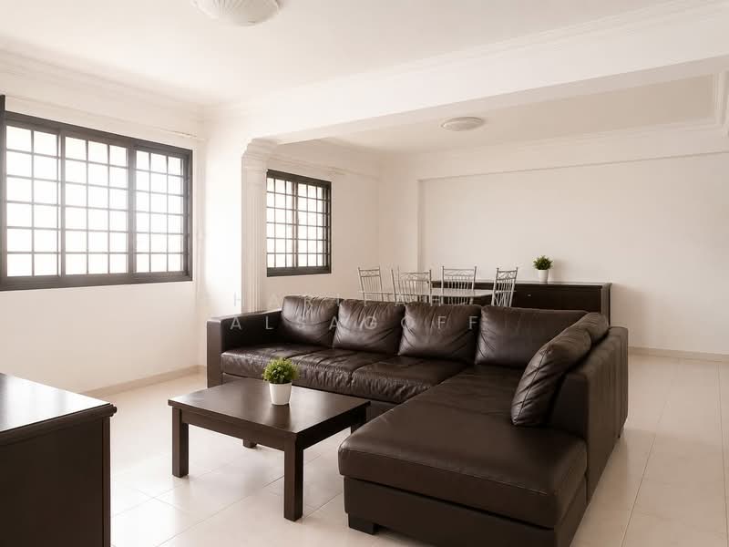 259 Bishan Street 22, 259 Bishan Street 22, 3 Bedrooms, 1,119 sqft, HDB Flat For Sale, by Sharifah M Alsagoff, 500192545 - Living Room - PropertyGuru.com.sg