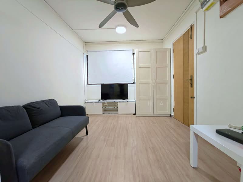 122 Bedok North Street 2, 122 Bedok North Street 2, 1 Bedroom, 527 sqft, HDB Flat For Rent, by Dallas Chan, 500192548 - Living Room - PropertyGuru.com.sg