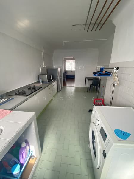 716 Yishun Street 71, 716 Yishun Street 71, 2 Bedrooms, 688 sqft, HDB Flat For Rent, by Zedson Tan, 500192557 - Kitchen - PropertyGuru.com.sg