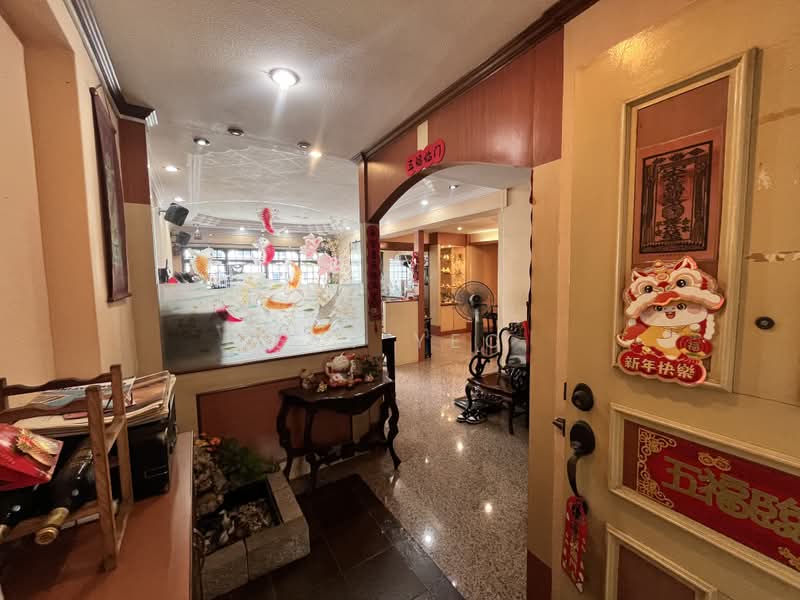 10B Lorong 7 Toa Payoh, 10B Lorong 7 Toa Payoh, 4 Bedrooms, 1,292 sqft, HDB Flat For Sale, by Evy Yeo, 500192562 - Entrance - PropertyGuru.com.sg