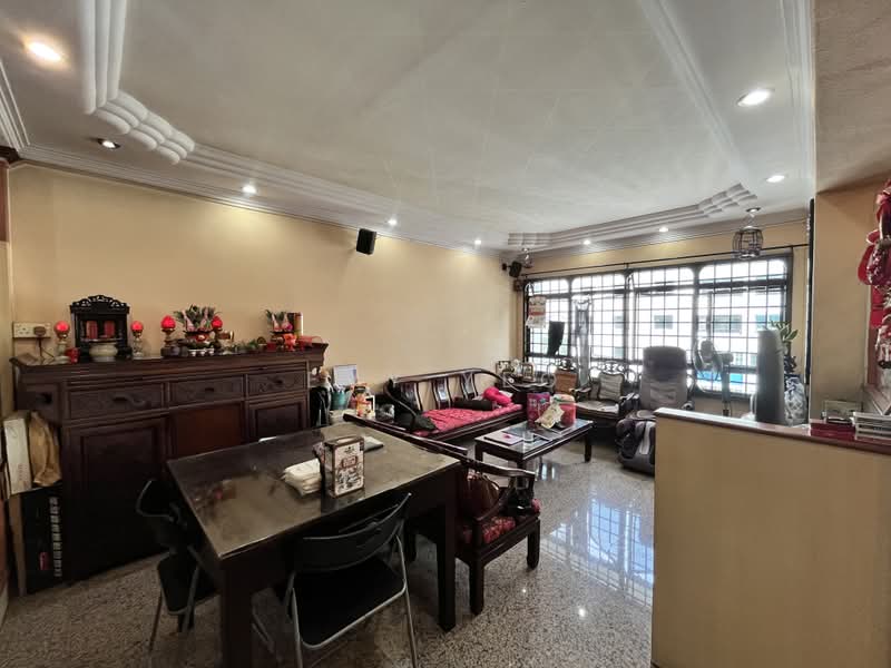 10B Lorong 7 Toa Payoh, 10B Lorong 7 Toa Payoh, 4 Bedrooms, 1,292 sqft, HDB Flat For Sale, by Evy Yeo, 500192562 - Living Room - PropertyGuru.com.sg