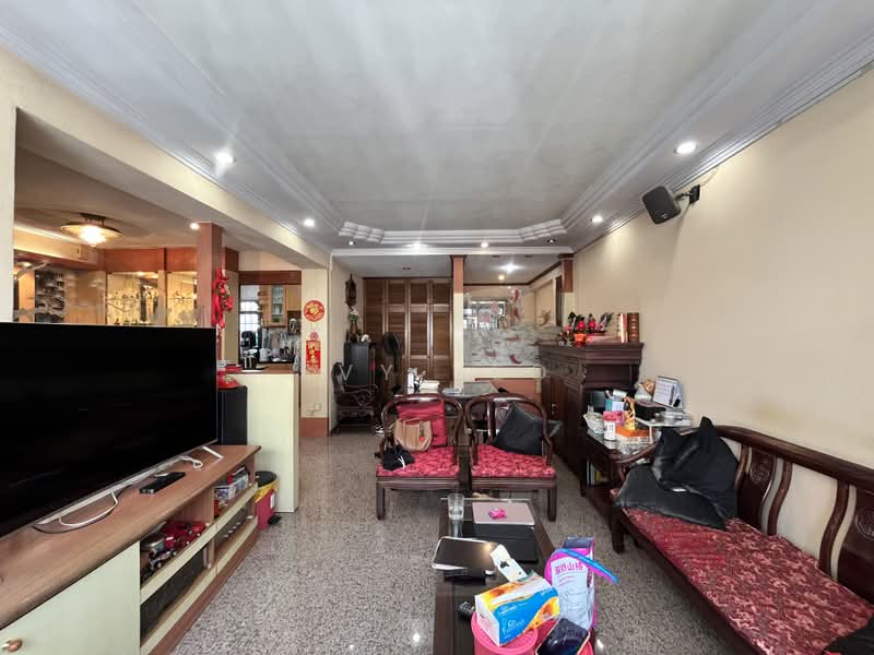 10B Lorong 7 Toa Payoh, 10B Lorong 7 Toa Payoh, 4 Bedrooms, 1,292 sqft, HDB Flat For Sale, by Evy Yeo, 500192562 - Living Room - PropertyGuru.com.sg