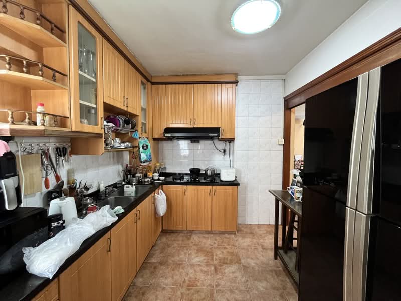 10B Lorong 7 Toa Payoh, 10B Lorong 7 Toa Payoh, 4 Bedrooms, 1,292 sqft, HDB Flat For Sale, by Evy Yeo, 500192562 - Kitchen - PropertyGuru.com.sg