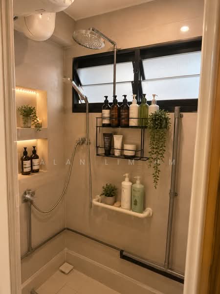 1 Marsiling Drive, 1 Marsiling Drive, 3 Bedrooms, 700 sqft, HDB Flat For Sale, by Alan Lim HM, 500192584 - Bathroom - PropertyGuru.com.sg