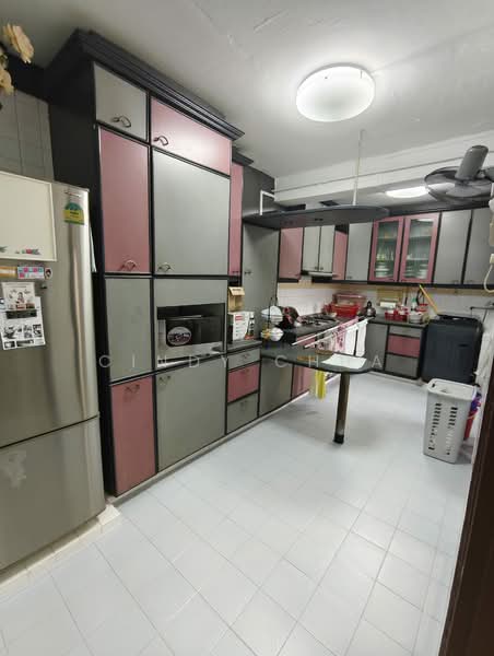 50 Sims Drive, 50 Sims Drive, 3 Bedrooms, 1,259 sqft, HDB Flat For Sale, by Cindy Chua, 500192585 - Kitchen - PropertyGuru.com.sg