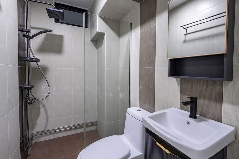 286B Toh Guan Road, 286B Toh Guan Road, 3 Bedrooms, 1,550 sqft, HDB Flat For Sale, by KOH YONG JIAN, 500192605 - Bathroom - PropertyGuru.com.sg