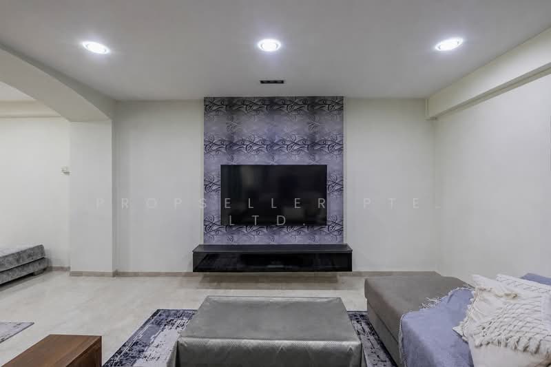 286B Toh Guan Road, 286B Toh Guan Road, 3 Bedrooms, 1,550 sqft, HDB Flat For Sale, by KOH YONG JIAN, 500192605 - Living Room - PropertyGuru.com.sg