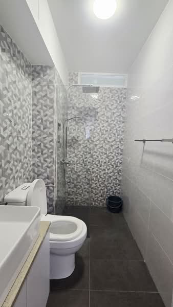 731 Tampines Street 71, 731 Tampines Street 71, 3 Bedrooms, 1,119 sqft, HDB Flat For Rent, by Shuhandy Tugi, 500192607 - Bathroom - PropertyGuru.com.sg