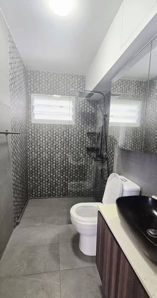731 Tampines Street 71, 731 Tampines Street 71, 3 Bedrooms, 1,119 sqft, HDB Flat For Rent, by Shuhandy Tugi, 500192607 - Bathroom - PropertyGuru.com.sg