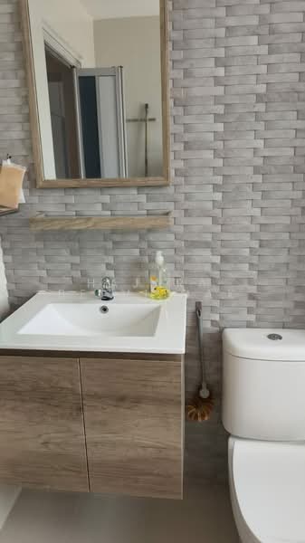 Pasir Panjang road, , Room Rental, 109 sqft, Terraced House For Rent, by Hajara Beevi Oak, 500192613 - Bathroom - PropertyGuru.com.sg
