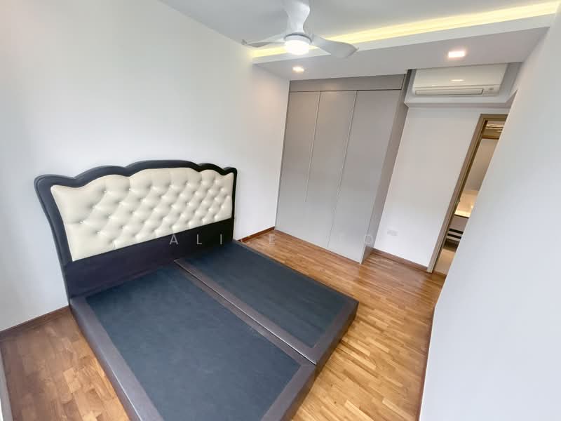SkyPark Residences, 11 Sembawang Crescent, 5 Bedrooms, 1,593 sqft, Executive Condominium For Sale, by Alice Yeo, 500192617 - Master Bedroom - PropertyGuru.com.sg