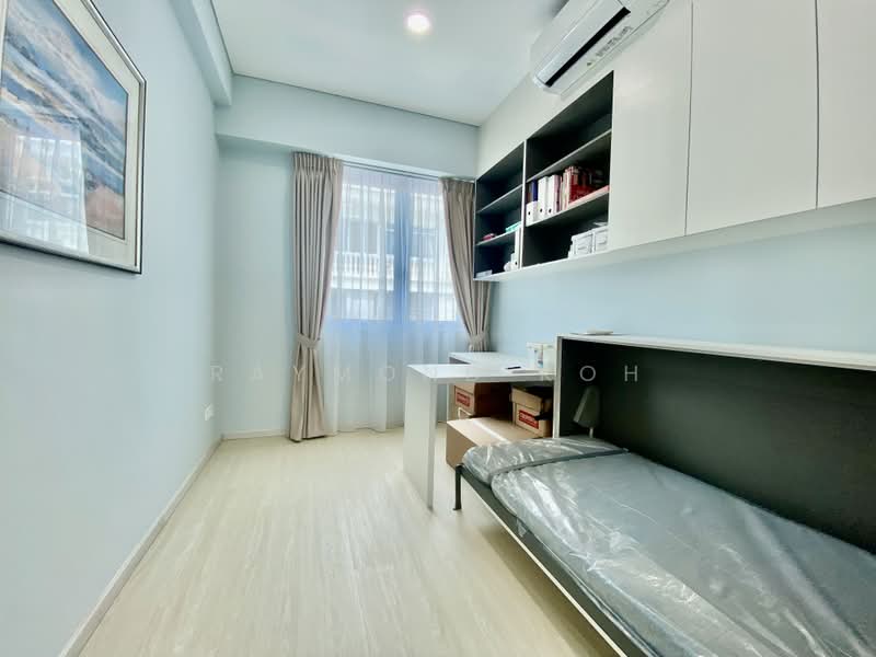 Crescendo Building, 17 Upper East Coast Road, 3 Bedrooms, 1,302 sqft, Apartment For Sale, by Raymond Koh, 500192620 - Bedroom 2 - PropertyGuru.com.sg