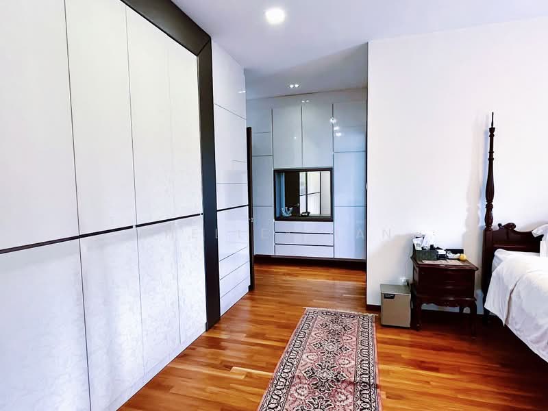 Sunset Way, Sunset Way, 6 Bedrooms, 5,400 sqft, Semi-Detached House For Sale, by Shelley Han, 500192645 - Master bedroom - PropertyGuru.com.sg