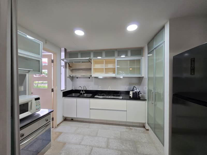Kerrisdale, 30 Sturdee Road, Farrer Park / Serangoon Rd, Room Rental, 100 sqft, Condominium For Rent, by Melissa Yeo, 500192646 - Kitchen - PropertyGuru.com.sg