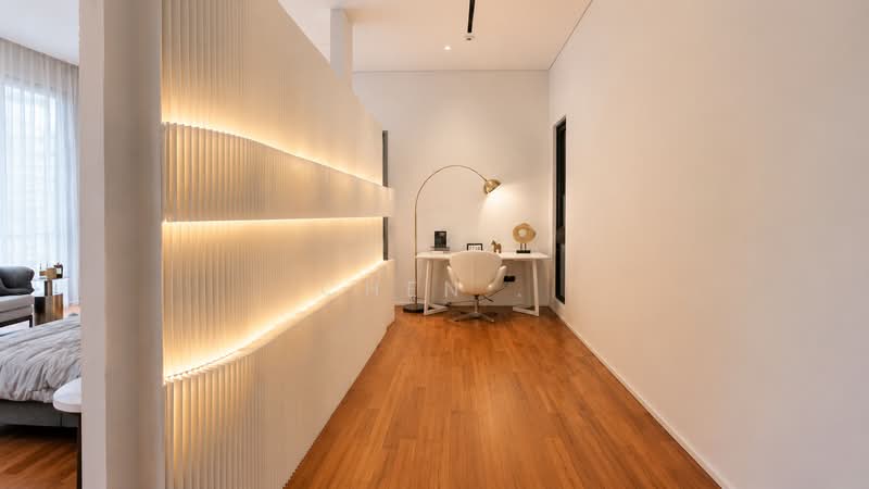 Extensive Variety of Landed-Semi-D, Hillcrest Road, 5 Bedrooms, 6,765 sqft, Semi-Detached House For Sale, by CHEN ., 500192650 - Bedroom - PropertyGuru.com.sg