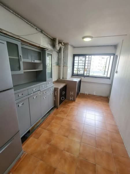 713 Yishun Street 71, 713 Yishun Street 71, 3 Bedrooms, 904 sqft, HDB Flat For Sale, by Josephine LOH, 500192653 - Digitally decluttered to show space - PropertyGuru.com.sg