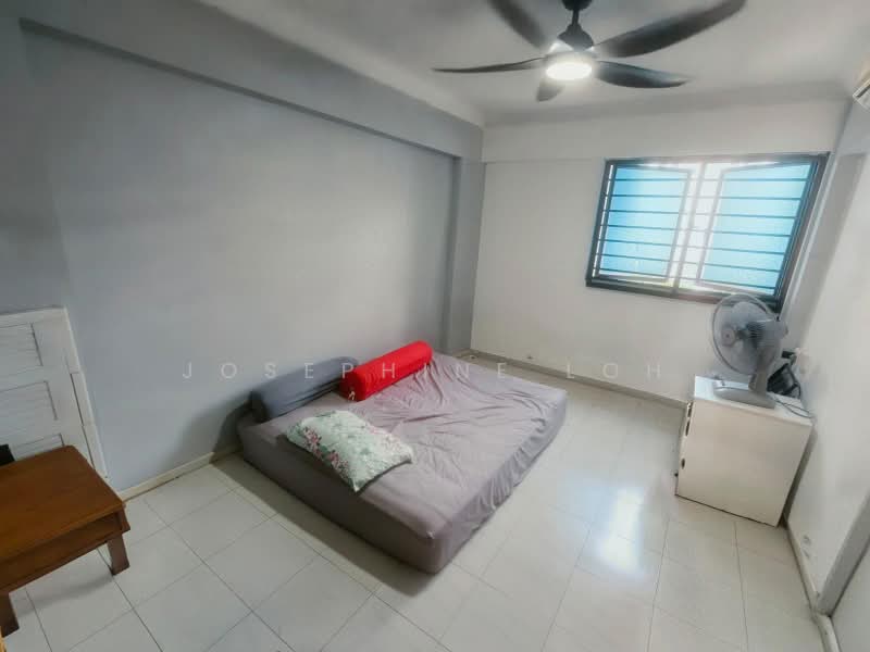 713 Yishun Street 71, 713 Yishun Street 71, 3 Bedrooms, 904 sqft, HDB Flat For Sale, by Josephine LOH, 500192653 - Bedroom - PropertyGuru.com.sg