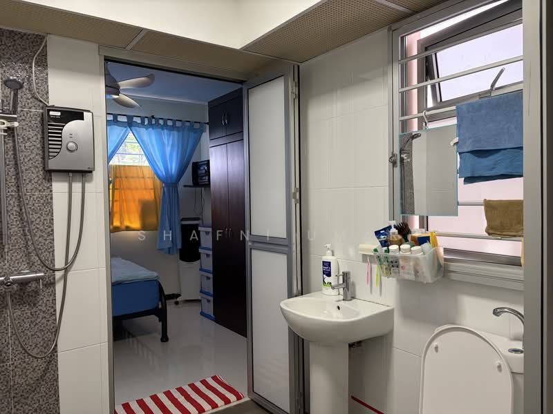 363B Sembawang Crescent, 363B Sembawang Crescent, 1 Bedroom, 505 sqft, HDB Flat For Sale, by SHAFNI UMAR, 500192656 - Bathroom - PropertyGuru.com.sg