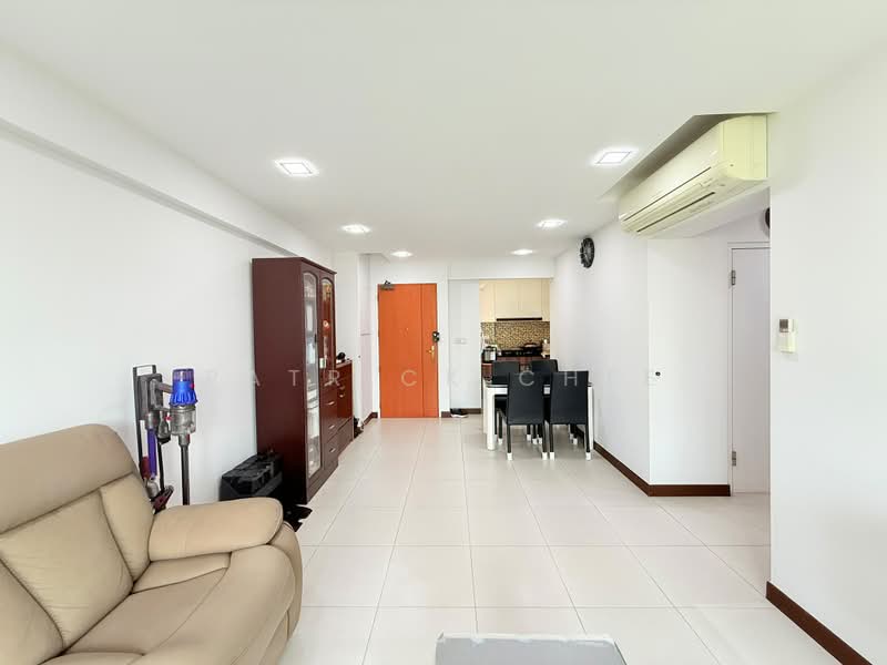 211A Punggol Walk, 211A Punggol Walk, 3 Bedrooms, 990 sqft, HDB Flat For Sale, by Patrick Chee, 500192664 - Living Room - PropertyGuru.com.sg