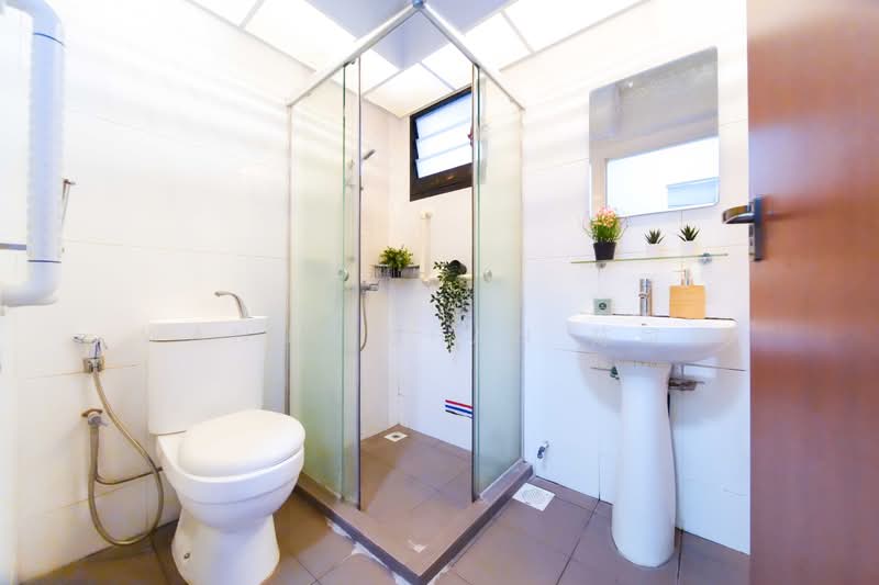 997B Buangkok Crescent, 997B Buangkok Crescent, 3 Bedrooms, 1,216 sqft, HDB Flat For Sale, by Wanni Chan 陈寀颖, 500192669 - PropertyGuru.com.sg