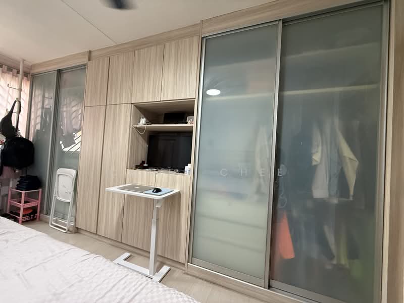 838 Jurong West Street 81, 838 Jurong West Street 81, 4 Bedrooms, 1,313 sqft, HDB Flat For Sale, by Caden Chee, 500192676 - Master Bedroom - PropertyGuru.com.sg