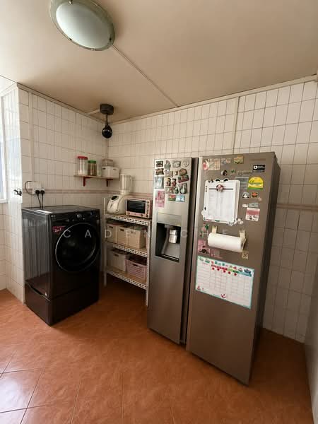 838 Jurong West Street 81, 838 Jurong West Street 81, 4 Bedrooms, 1,313 sqft, HDB Flat For Sale, by Caden Chee, 500192676 - Kitchen - PropertyGuru.com.sg