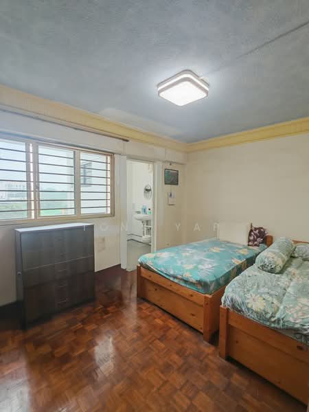 372 Clementi Avenue 4, 372 Clementi Avenue 4, 3 Bedrooms, 1,302 sqft, HDB Flat For Sale, by Tony Yap, 500192682 - Bedroom - PropertyGuru.com.sg