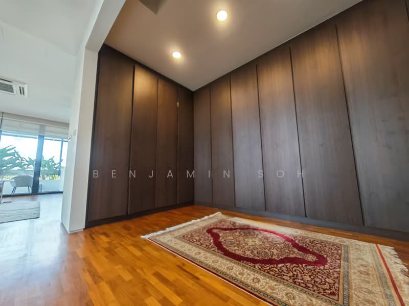 LOCATION LOCATION LOCATION, SIGLAP STREET LINED WITH BUNGALOWS AND SEMI-Ds, 8 Bedrooms, 7,545 sqft, Semi-Detached House For Sale, by Benjamin Soh, 500192684 - Interior - PropertyGuru.com.sg