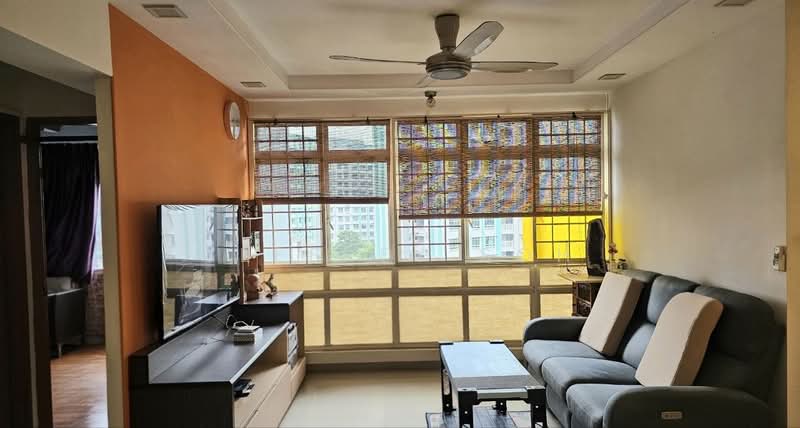 267A Compassvale Link, 267A Compassvale Link, 3 Bedrooms, 969 sqft, HDB Flat For Sale, by Jeffrey Soh, 500192694 - Living Room - PropertyGuru.com.sg