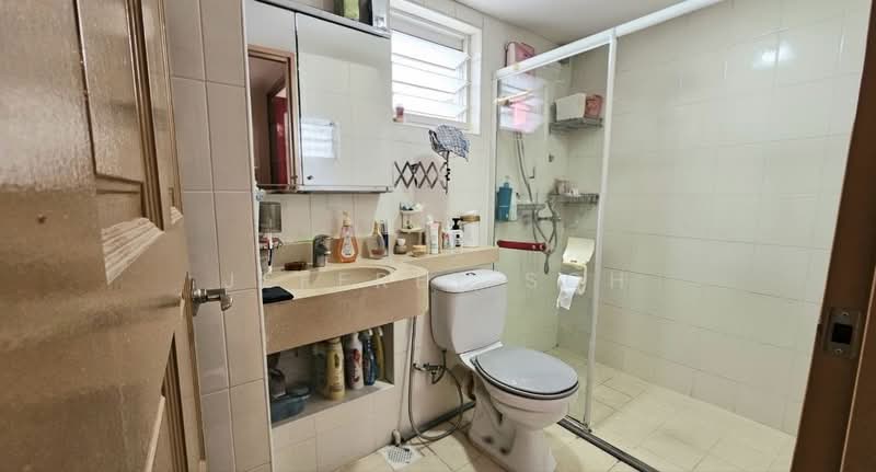 267A Compassvale Link, 267A Compassvale Link, 3 Bedrooms, 969 sqft, HDB Flat For Sale, by Jeffrey Soh, 500192694 - Bathroom - PropertyGuru.com.sg