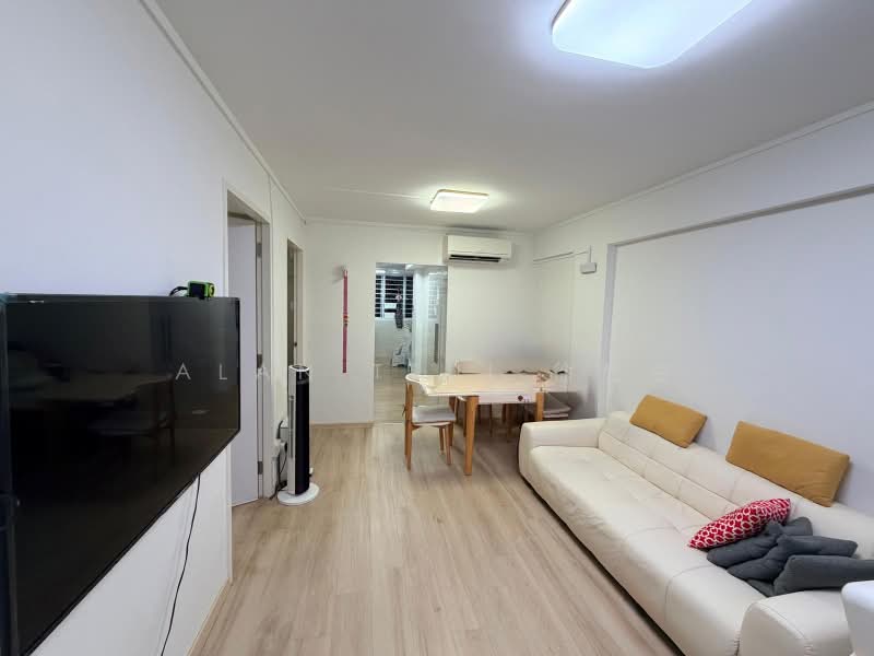 66 Circuit Road, 66 Circuit Road, 2 Bedrooms, 603 sqft, HDB Flat For Sale, by Alan Tsui 徐先生, 500192709 - Living Room - PropertyGuru.com.sg